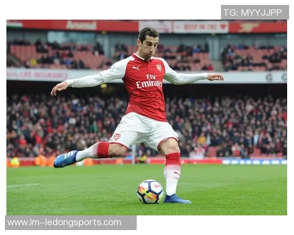 罗马冬季新援马伦瓦斯萨拉戈萨入选欧联杯注册名单